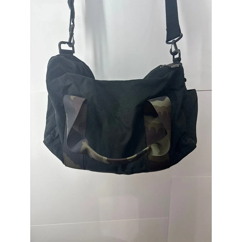 Black & Camo New Era Duffle Bag (9.5x10x17)